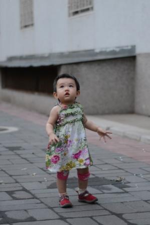 14号作(zuò)品-追泡泡的(de)幼年(nián)1